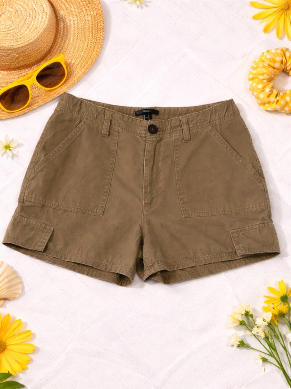 Forever 21 Brown Utility Cargo Shorts Size L